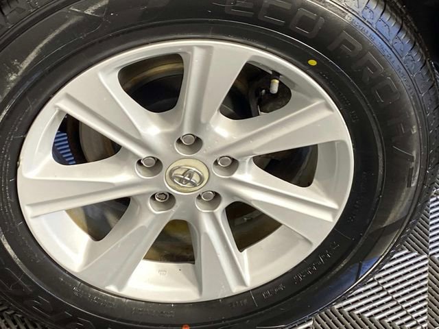 Used 2012 Toyota Highlander SE w/ Tow Pkg image 28