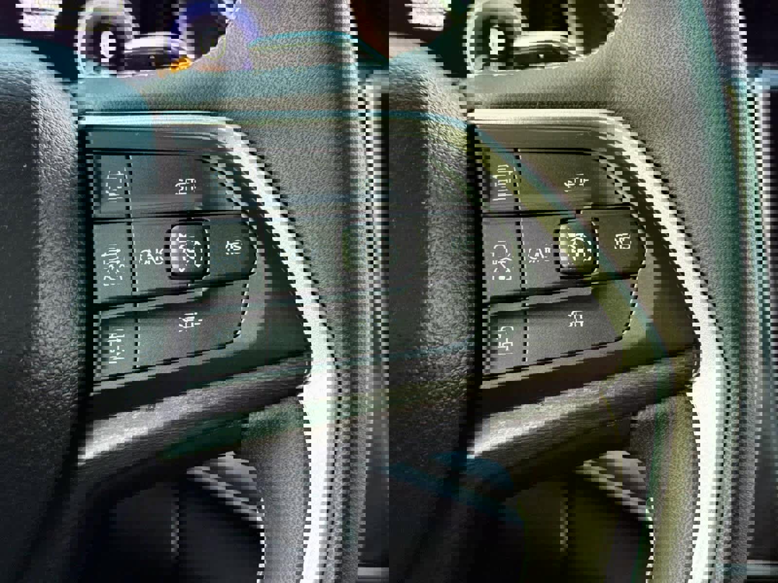 Used 2024 Jeep Grand Cherokee Limited w/ Luxury Tech Group II image 22