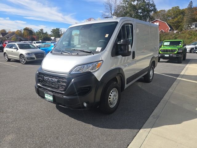 Used 2025 RAM ProMaster 1500 w/ Convenience Group image 3