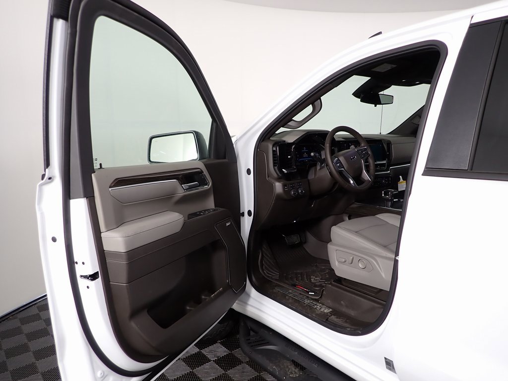 New 2025 Chevrolet Silverado 1500 LT Trail Boss w/ LT Trail Boss Premium Package image 13