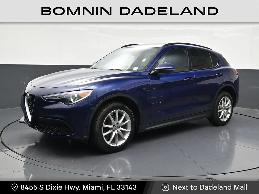 Used 2018 Alfa Romeo Stelvio Ti Sport AWD/4WD image 1