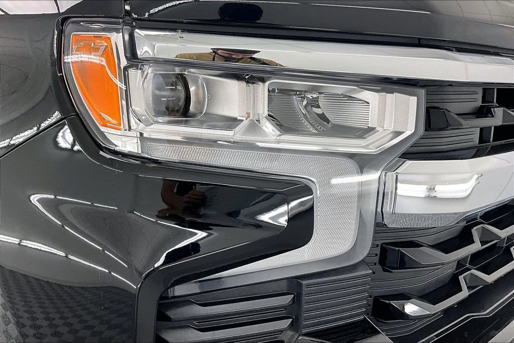 Used 2024 Chevrolet Silverado 1500 LT AWD/4WD image 30
