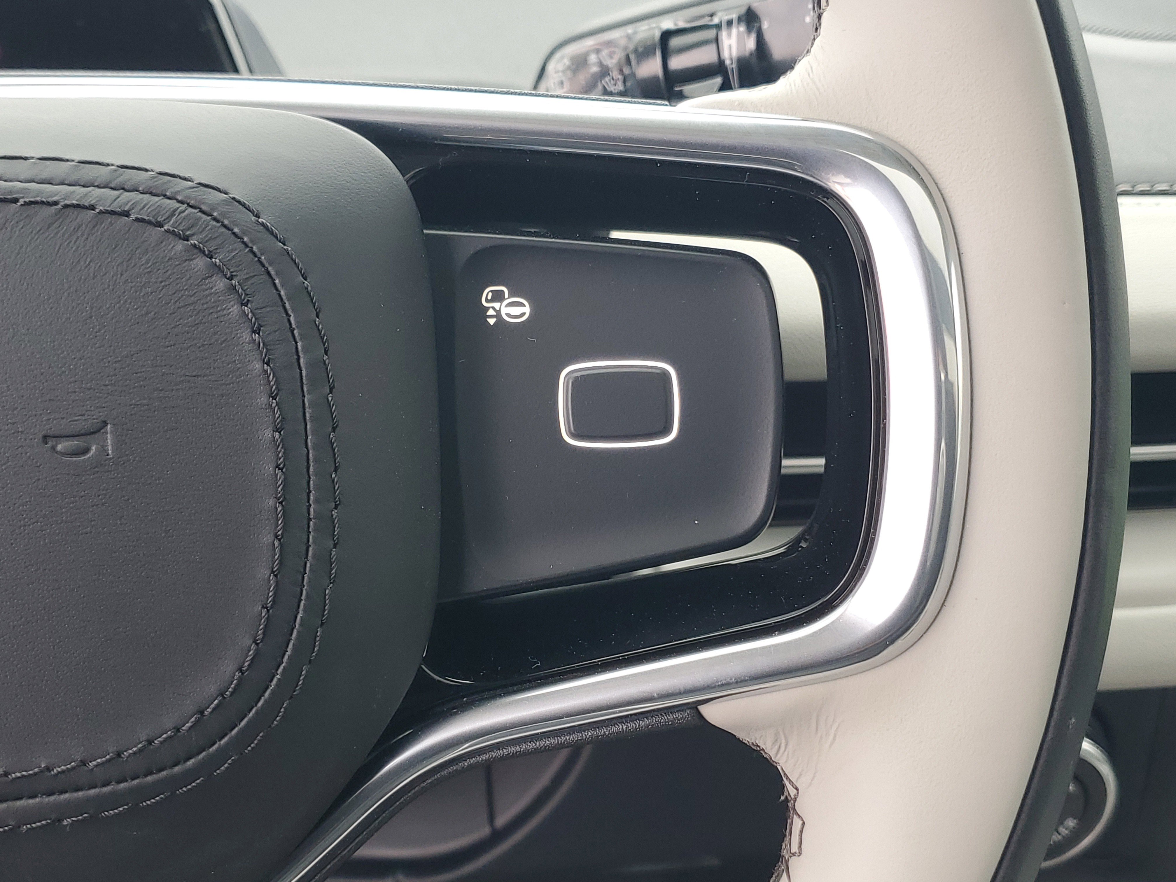 New 2026 Lincoln Navigator Reserve w/ Jet Appearance Package image 18