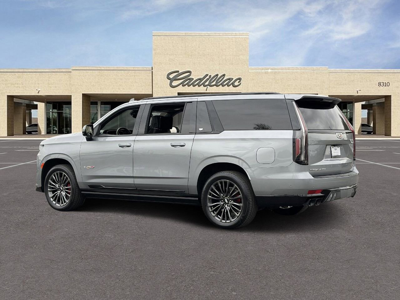 Certified 2024 Cadillac Escalade ESV V w/ Heavy-Duty Trailer Package image 7