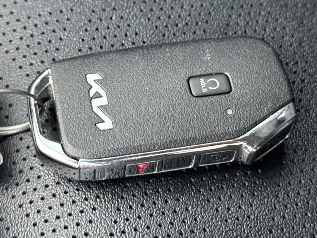 Used 2025 Kia Seltos EX AWD/4WD image 28