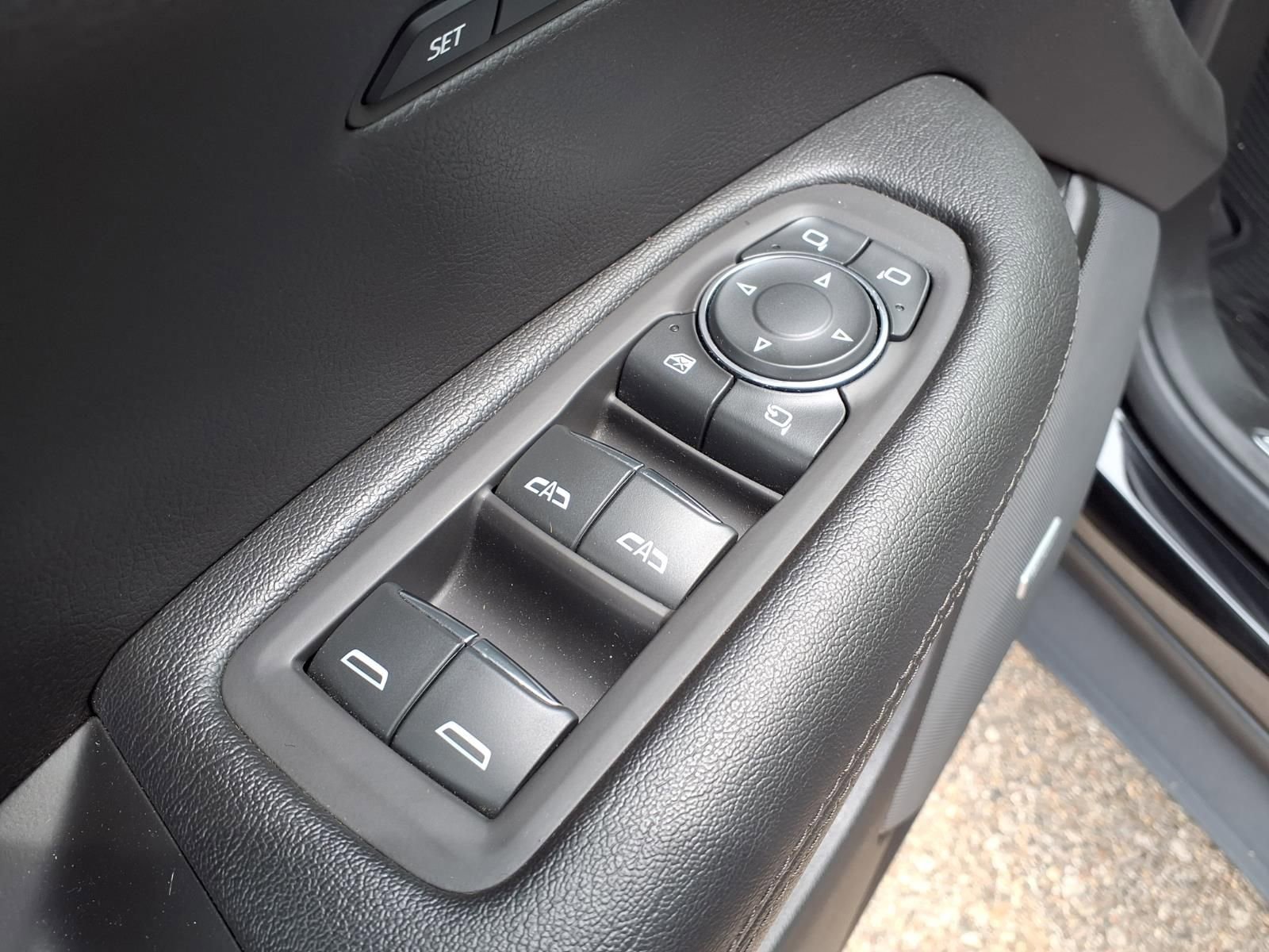 Used 2019 Cadillac XT5 Luxury AWD/4WD image 16