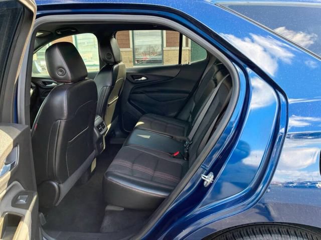 Used 2023 Chevrolet Equinox RS FWD image 18