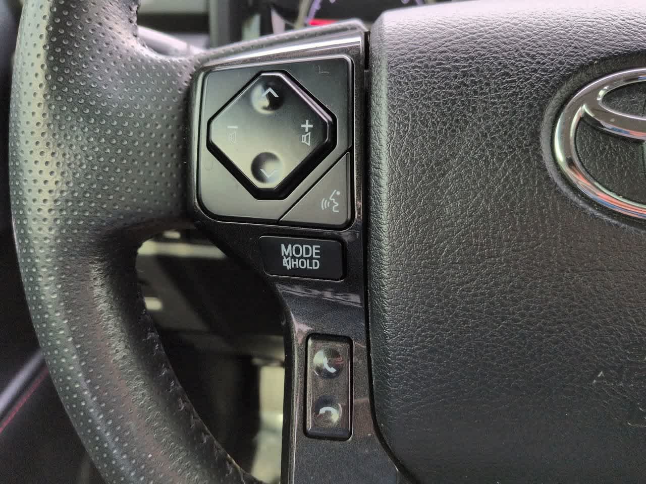 Certified 2024 Toyota 4Runner TRD Off-Road Premium w/ Moonroof Package AWD/4WD image 25