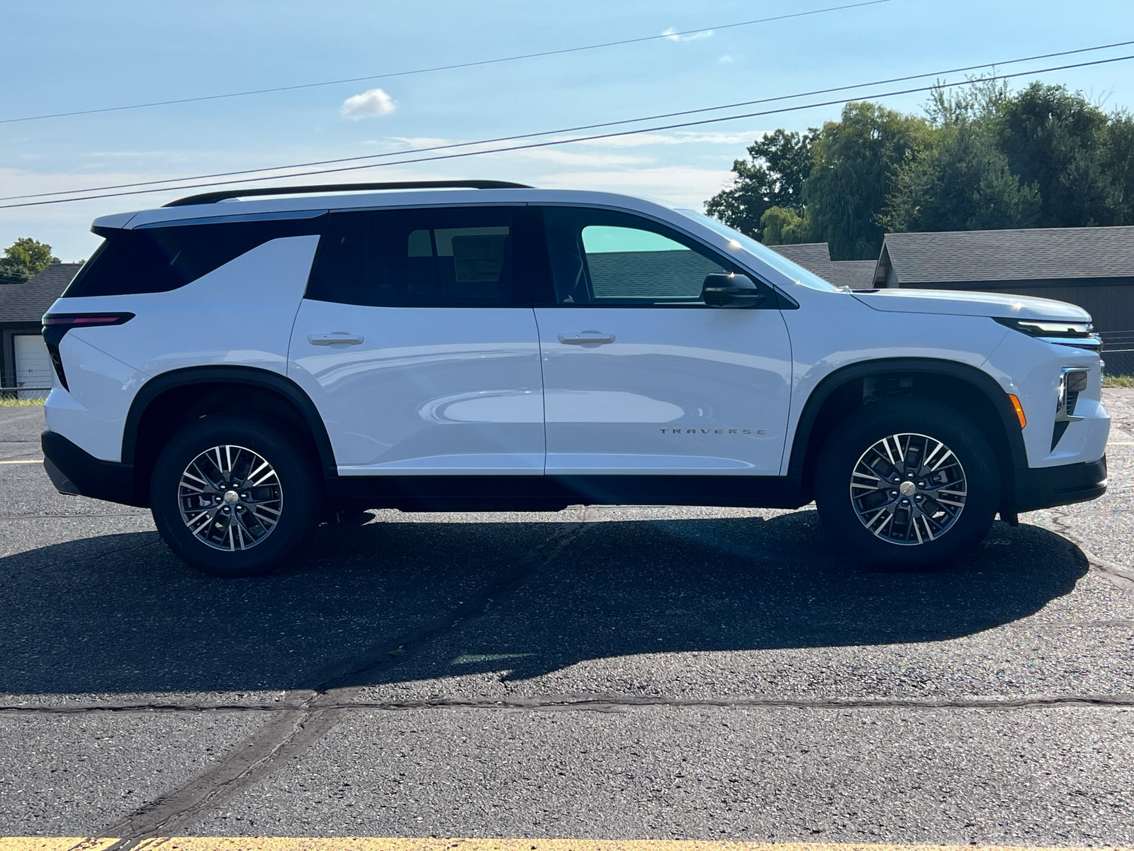 New 2027 Chevrolet Traverse LT w/ Driver Confidence Package AWD/4WD image 48