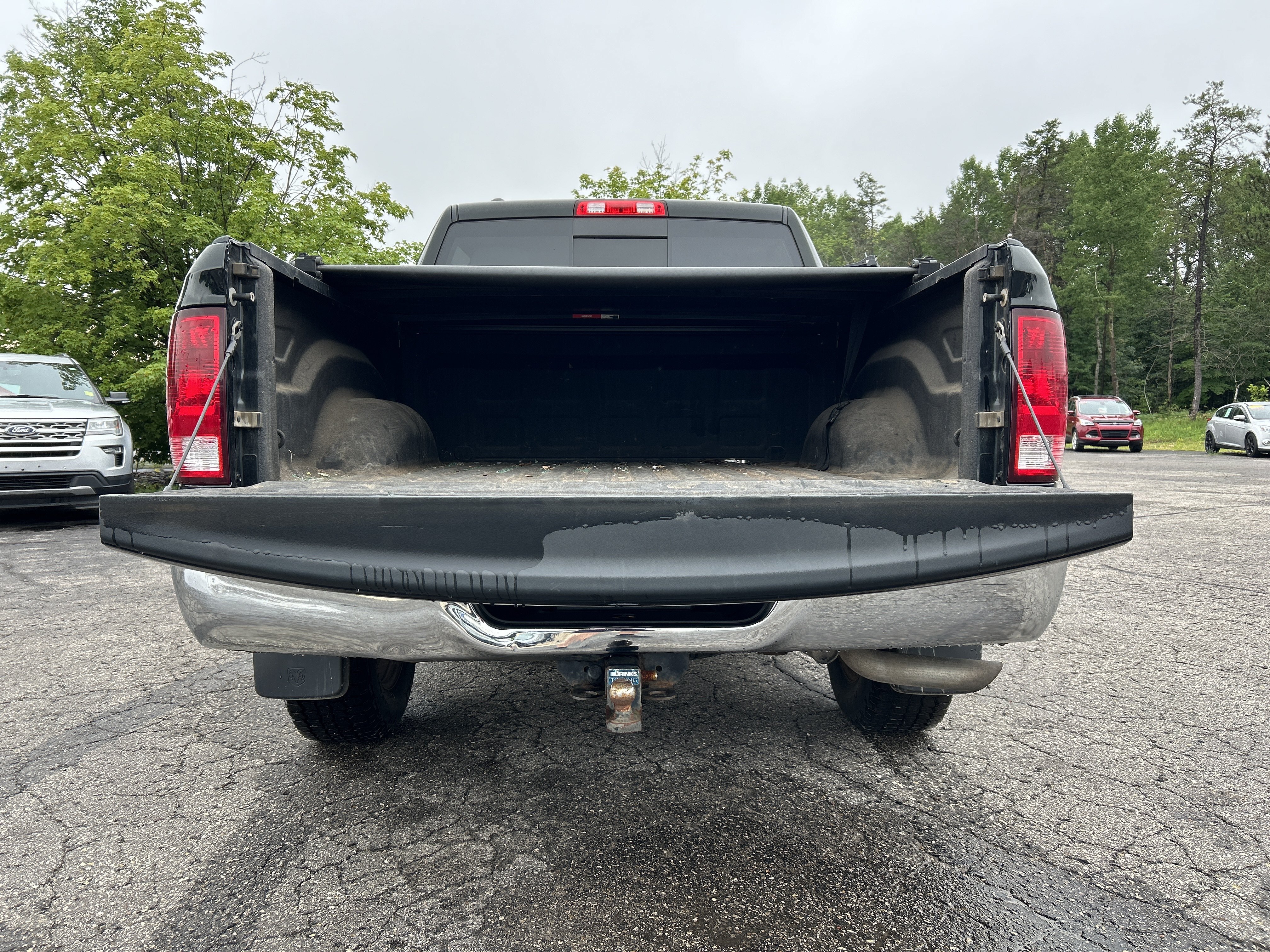 Used 2017 RAM 1500 Classic SLT AWD/4WD image 11