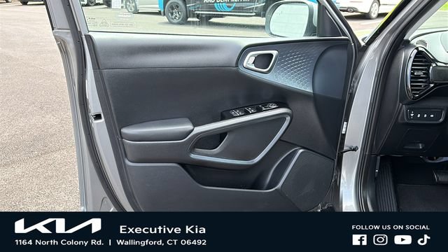 Certified 2025 Kia Soul EX FWD image 8