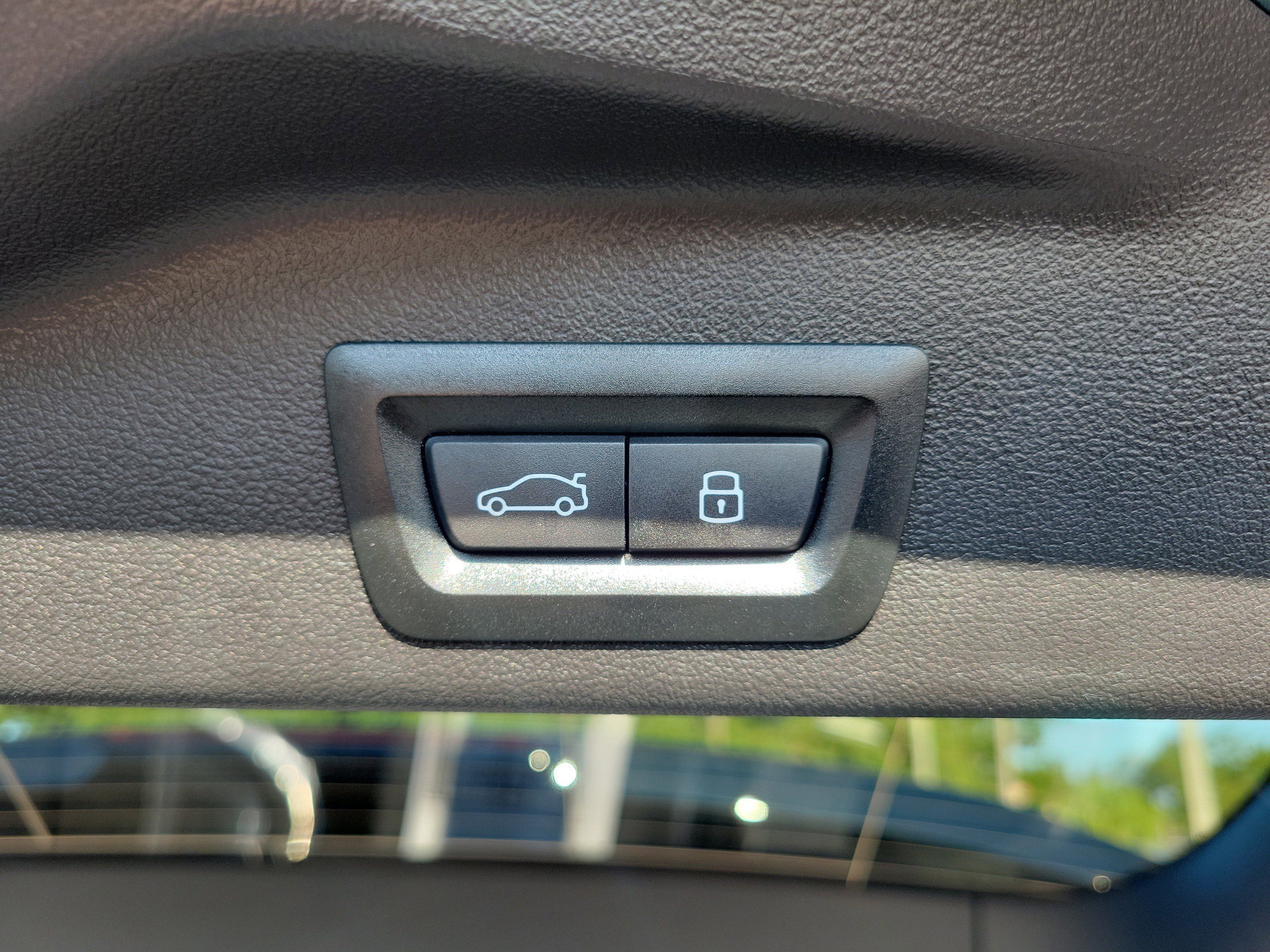 New 2026 BMW X5 xDrive50e w/ Executive Package image 10