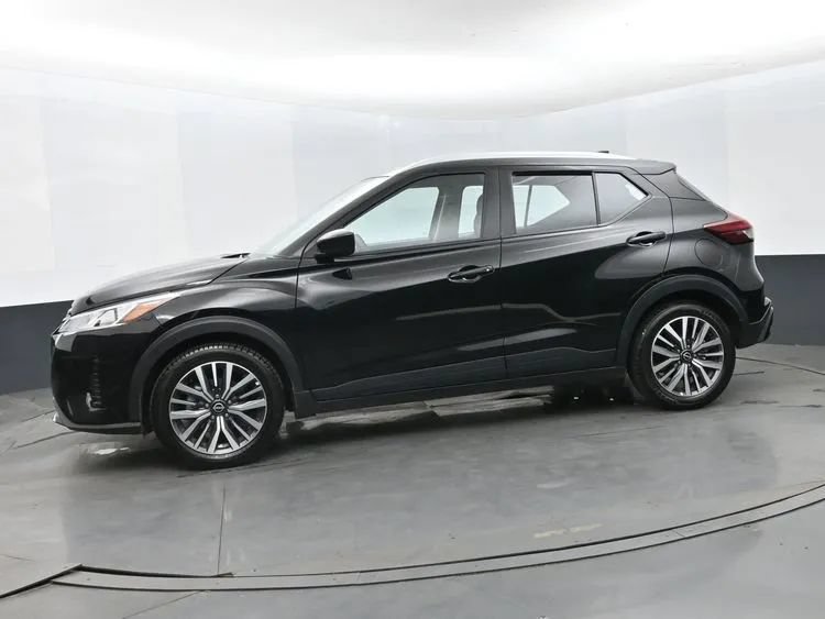 Used 2024 Nissan Kicks SV FWD image 5