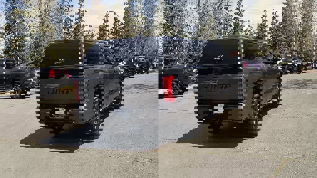 Used 2024 Toyota Tundra Platinum image 8