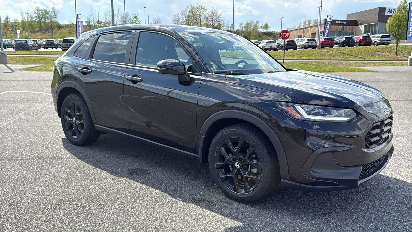 Used 2024 Honda HR-V Sport image 2