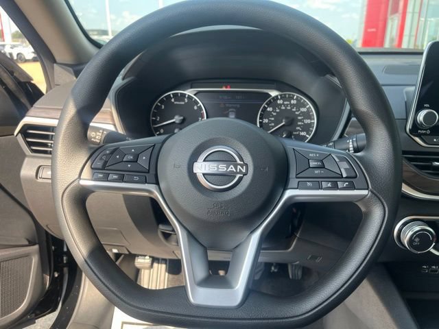 New 2026 Nissan Altima 2.5 SV FWD image 12