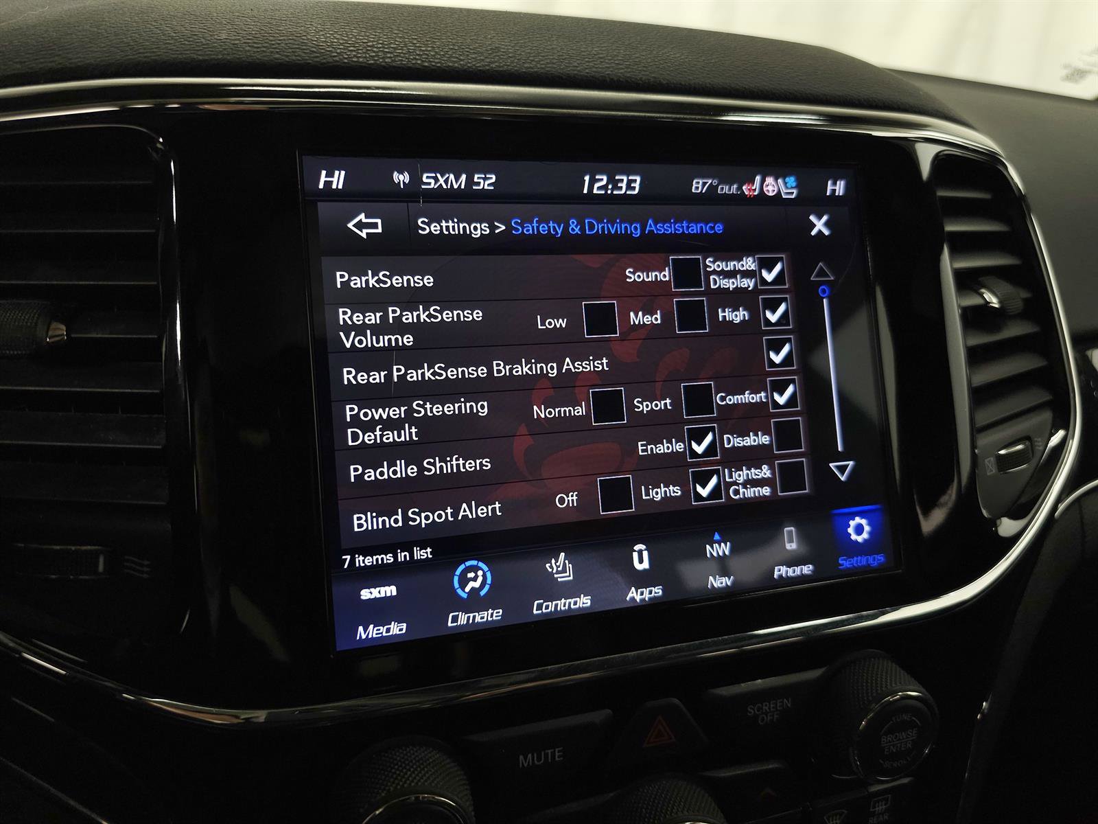 Used 2020 Jeep Grand Cherokee Trailhawk AWD/4WD image 25