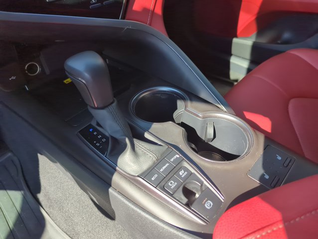 Used 2024 Toyota Camry XSE w/ Navigation Package FWD image 17
