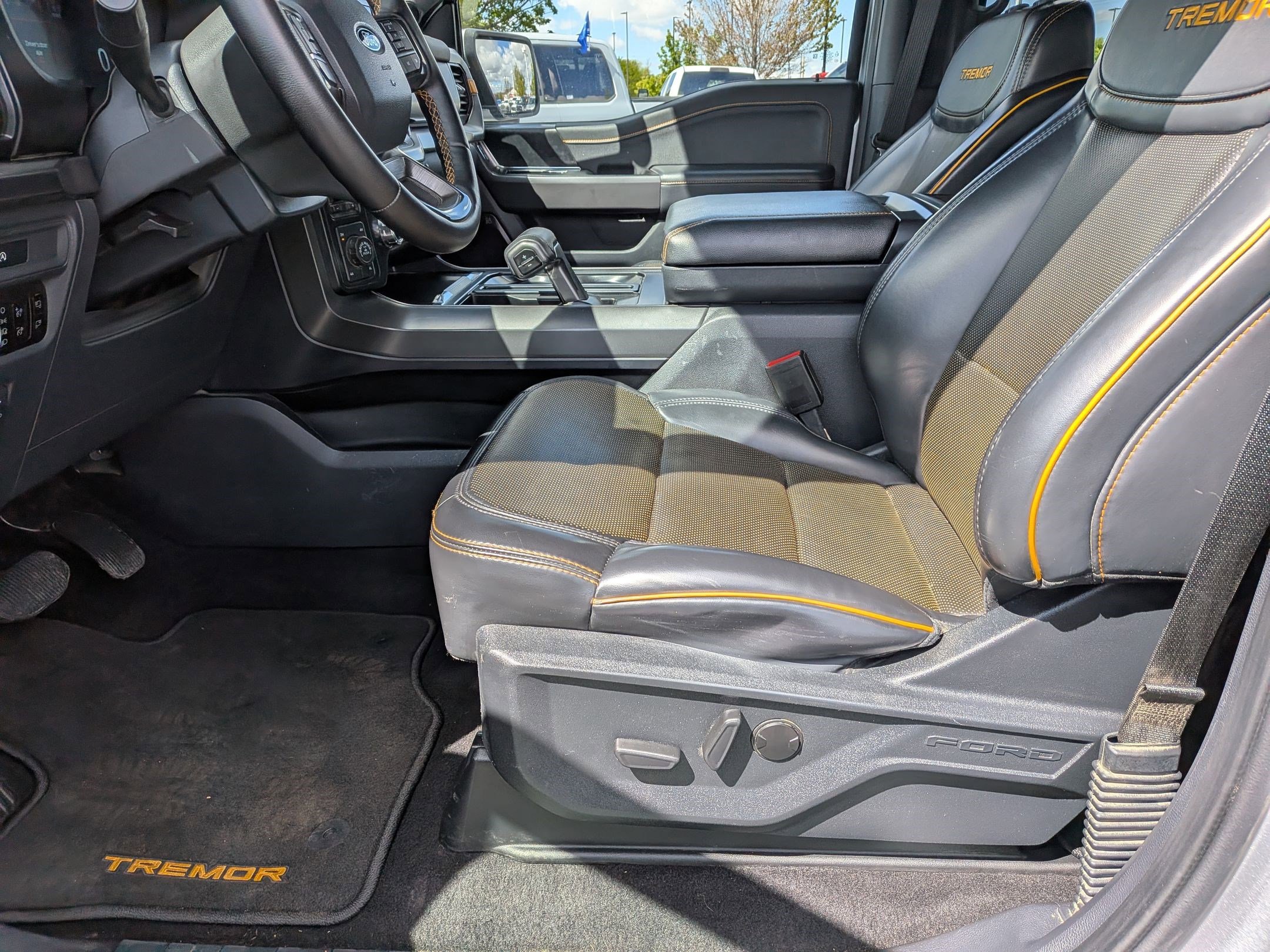 Certified 2025 Ford F150 Tremor w/ Equipment Group 402A High AWD/4WD image 19