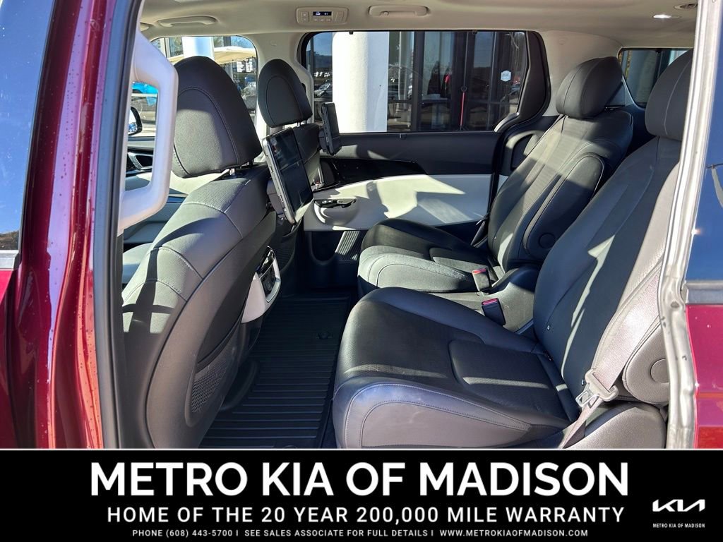 Used 2023 Kia Carnival SX Prestige image 37