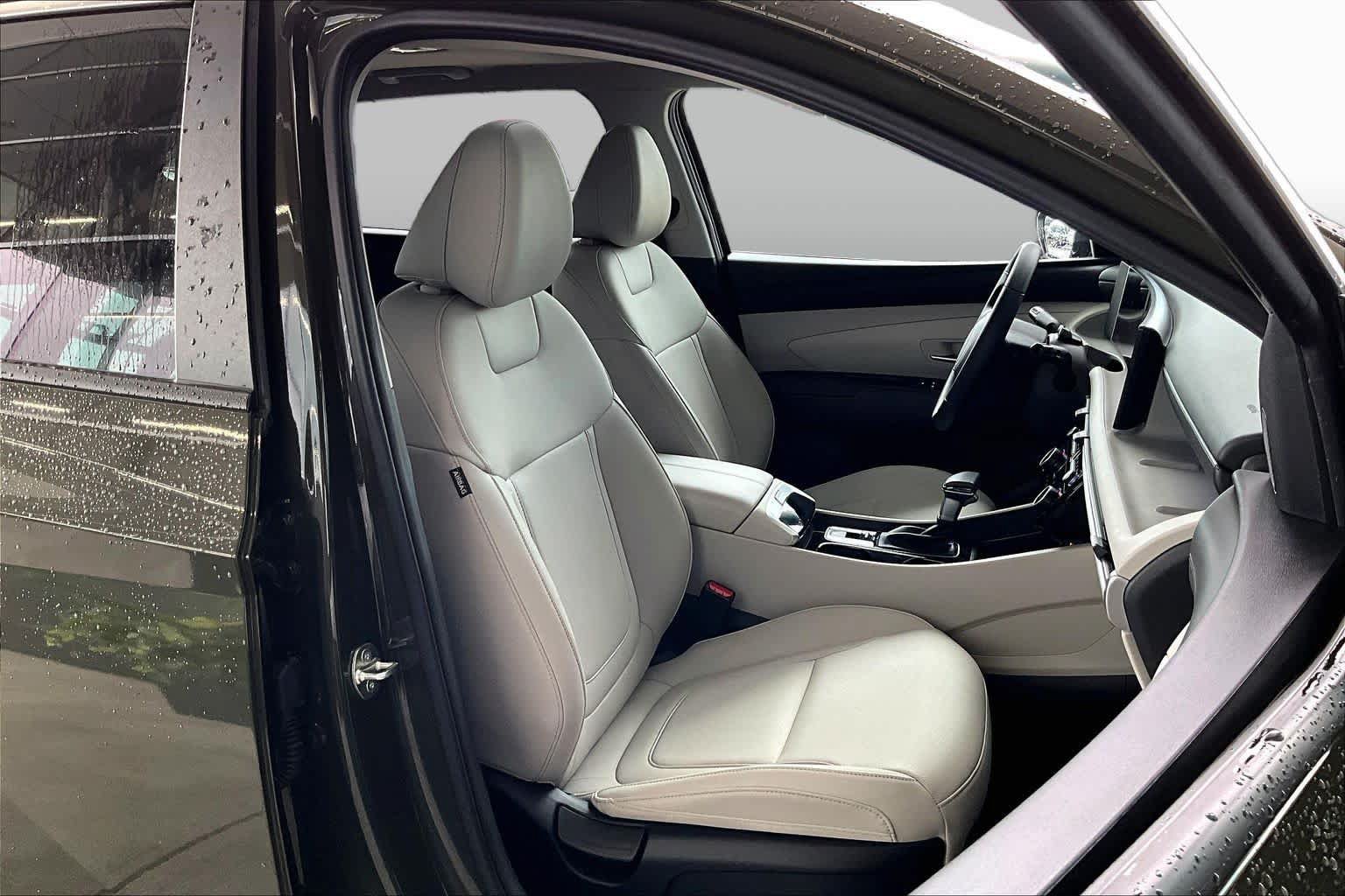 Used 2025 Hyundai Tucson SEL FWD image 9