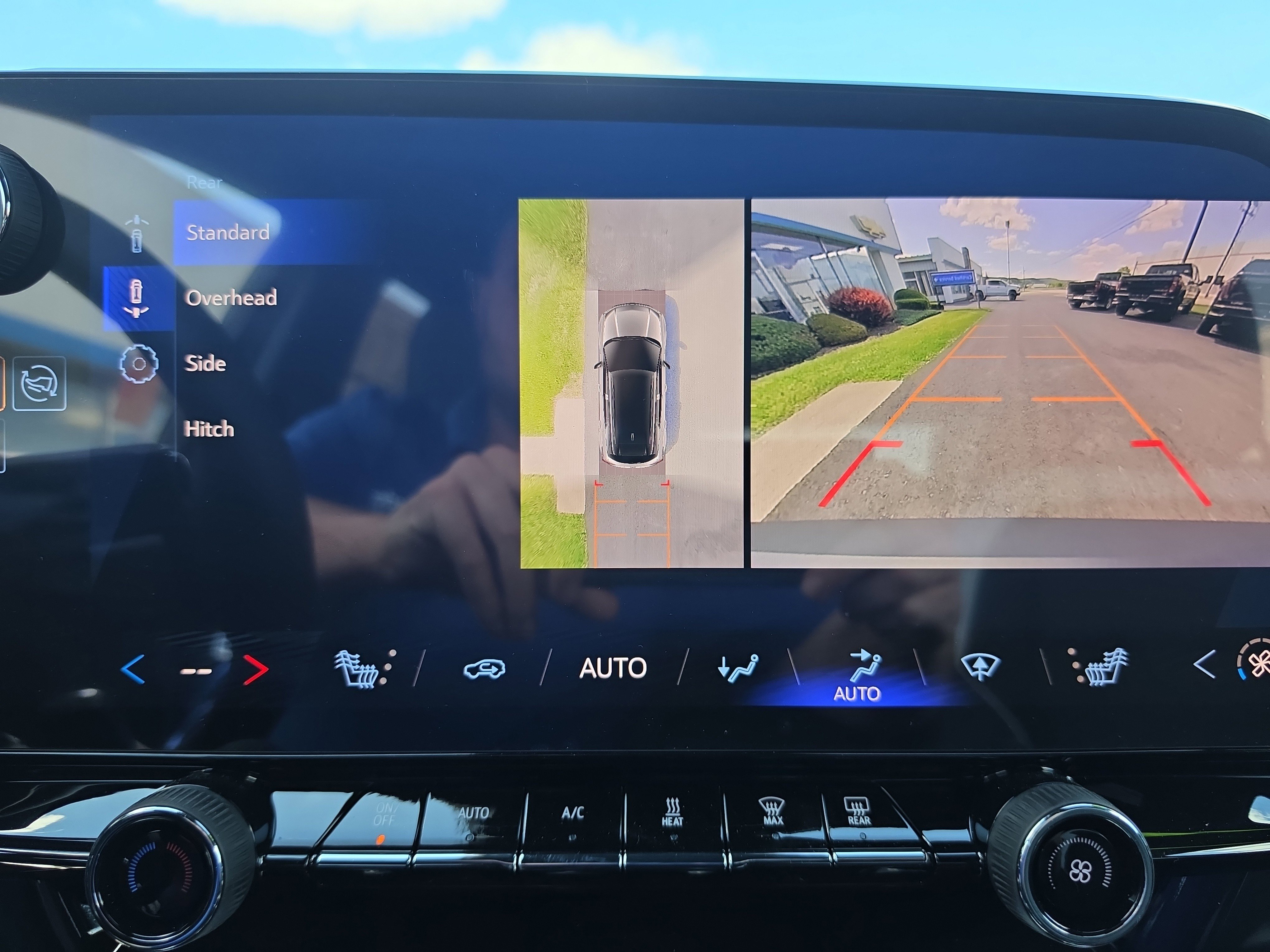 New 2025 Chevrolet Blazer EV LT AWD/4WD image 28