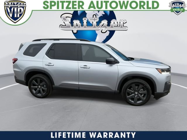 New 2026 Honda Pilot Sport image 2