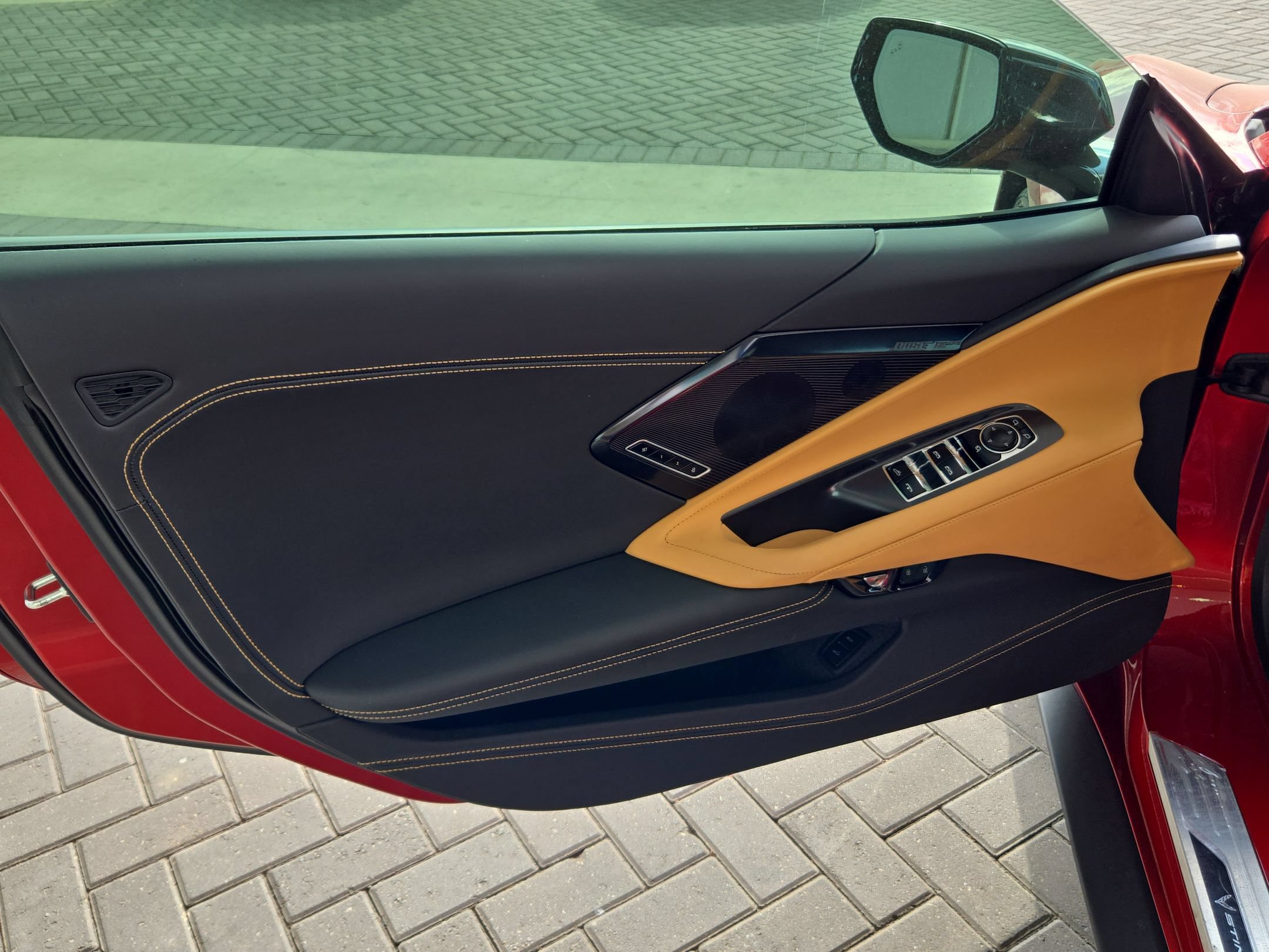 Certified 2024 Chevrolet Corvette Stingray Premium Conv w/ Stealth Interior Trim Package RWD image 11