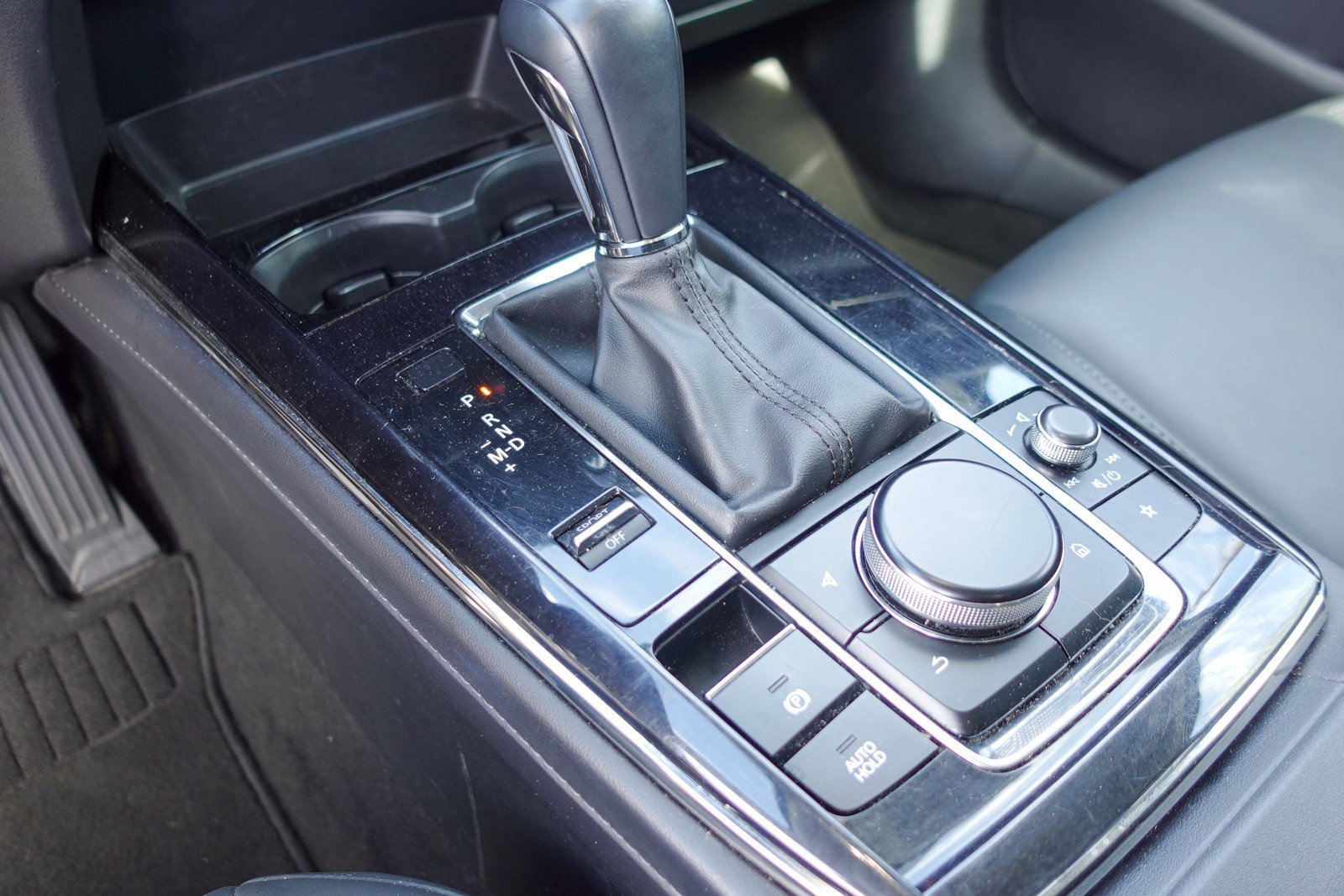 Certified 2025 MAZDA CX-30 AWD 2.5 S w/ Preferred Package image 19