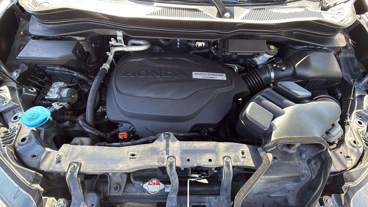Used 2016 Honda Pilot Elite image 19