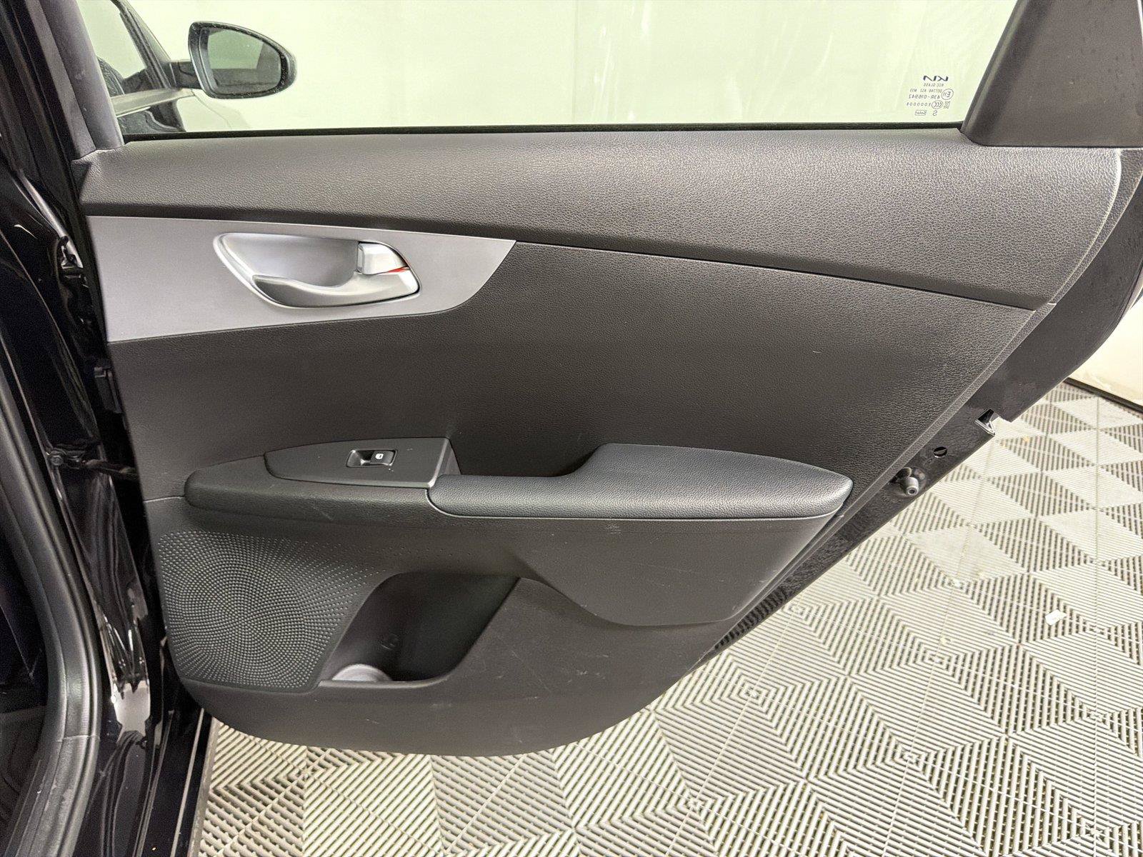 Used 2023 Kia Forte LX FWD image 14