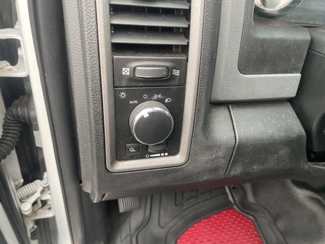 Used 2017 RAM 1500 Tradesman image 33