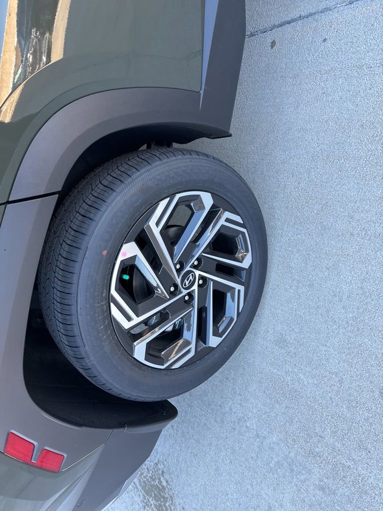 New 2026 Hyundai Tucson Limited FWD image 9