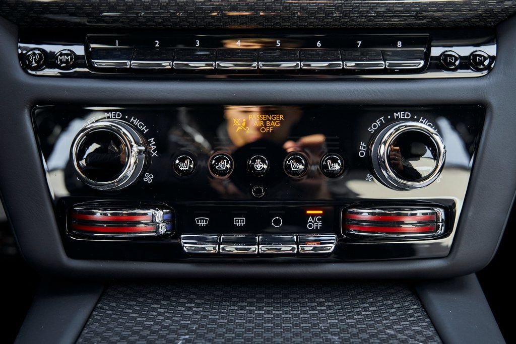 Used 2025 Rolls-Royce Ghost Black Badge image 73