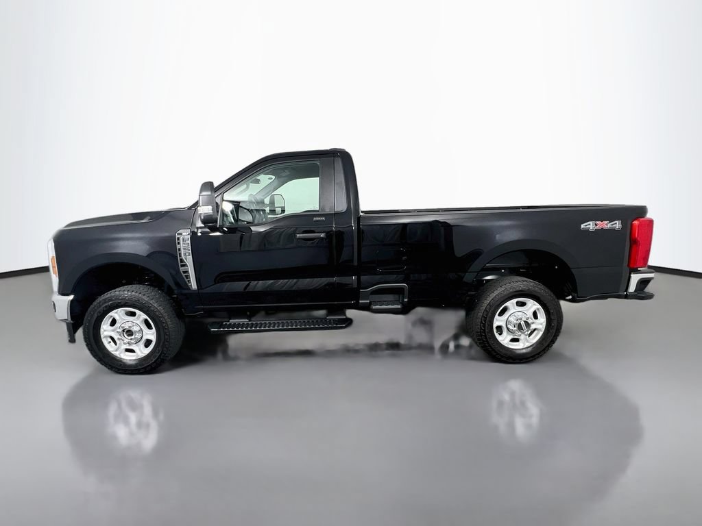 Used 2026 Ford F350 XLT AWD/4WD image 4