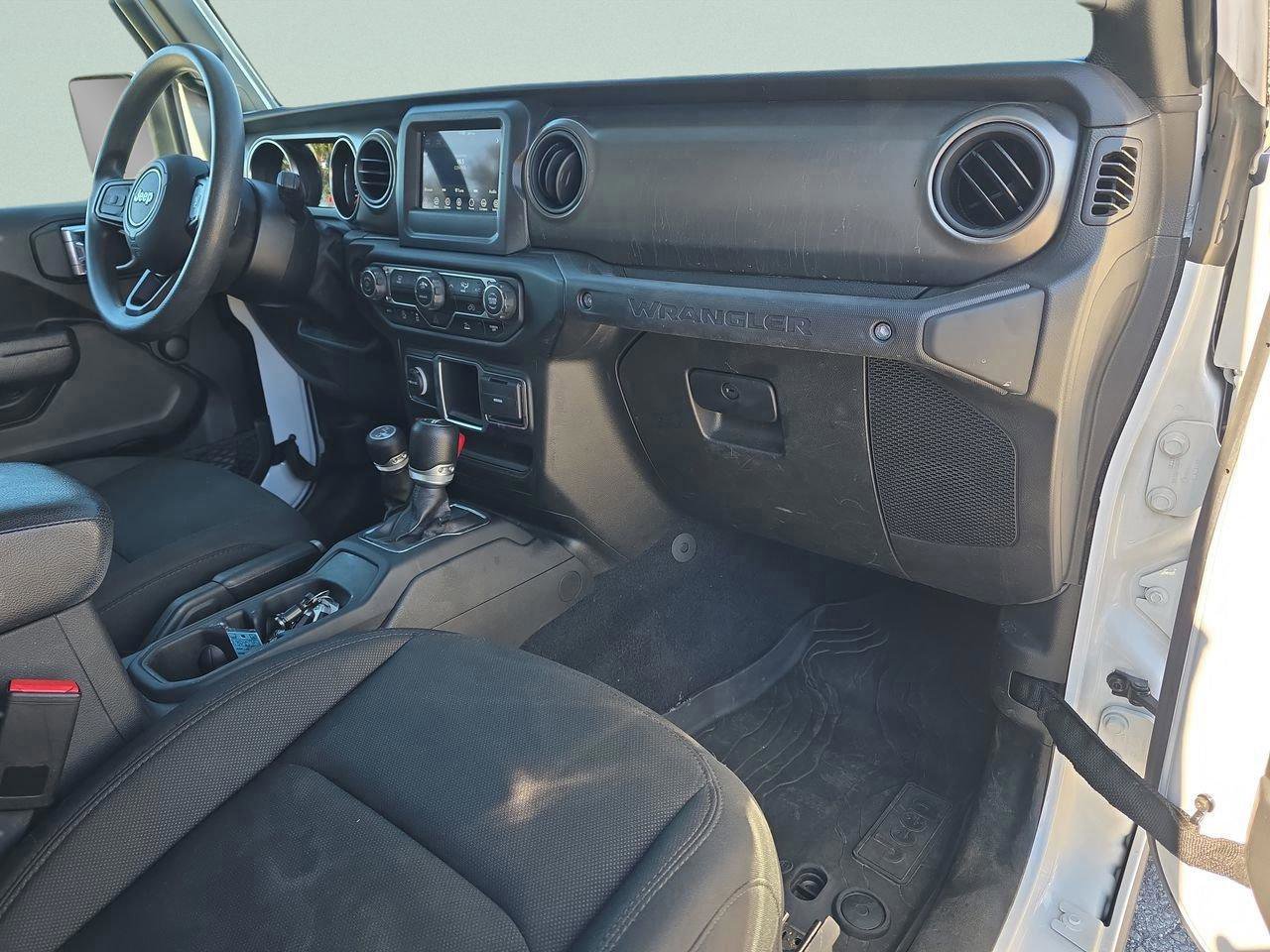 Used 2022 Jeep Wrangler Sport image 10