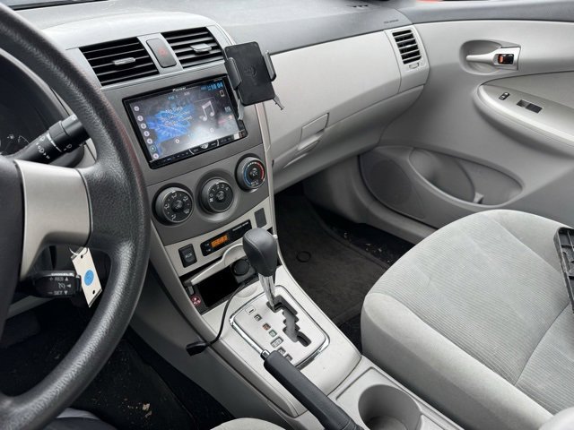 Used 2011 Toyota Corolla LE image 6