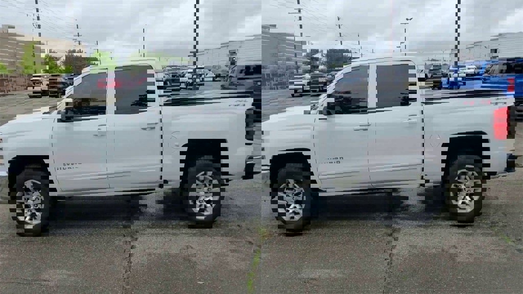 Used 2017 Chevrolet Silverado 1500 LT w/ All Star Edition image 36