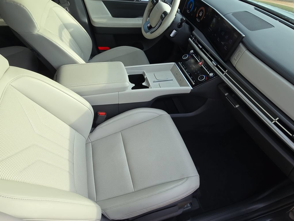 Used 2026 Hyundai Santa Fe SEL FWD image 10