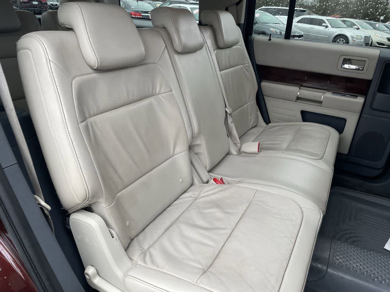 Used 2009 Ford Flex SEL image 15
