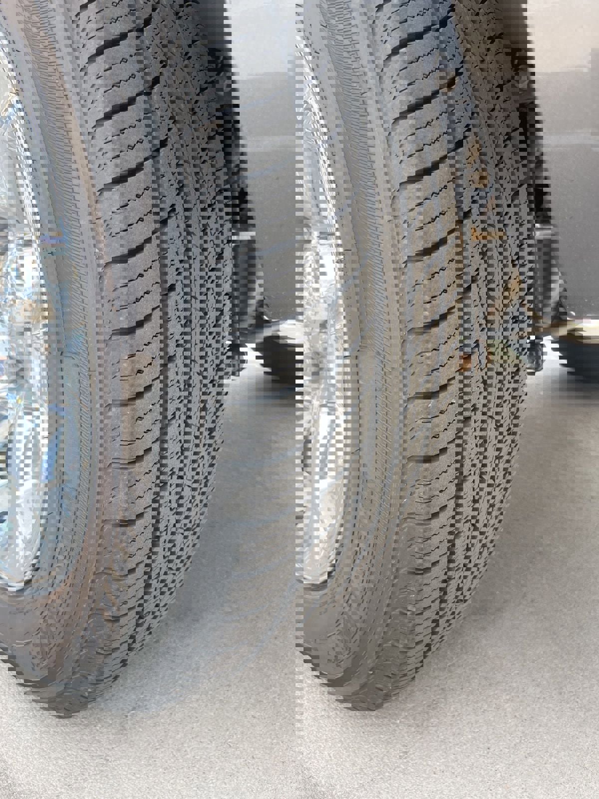 Used 2017 RAM 1500 Laramie image 2