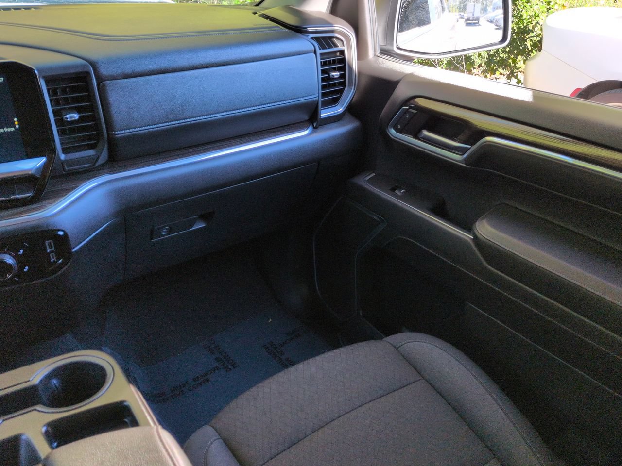 Used 2024 Chevrolet Silverado 1500 LT RWD image 17