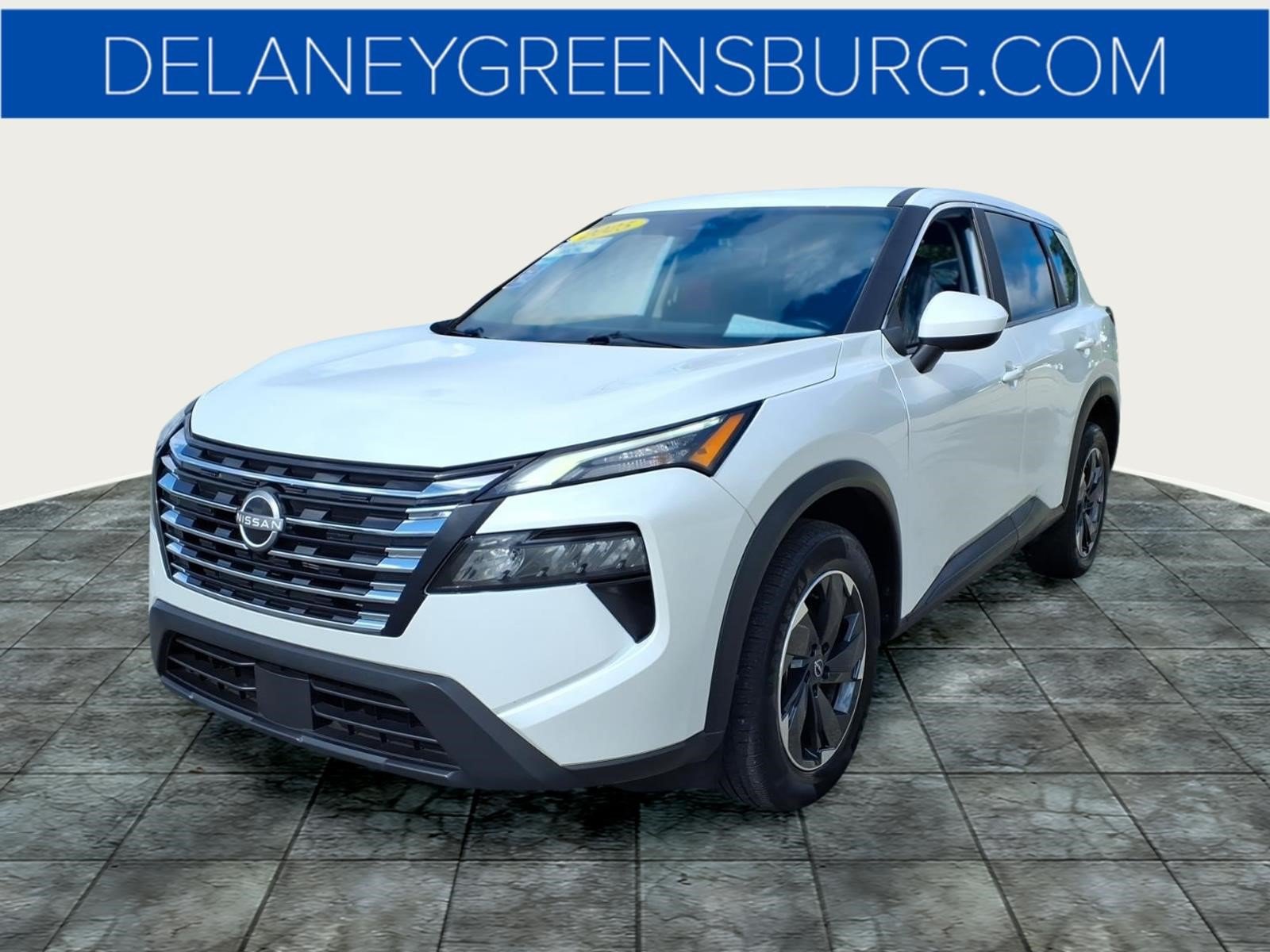 Used 2025 Nissan Rogue SV AWD/4WD image 7