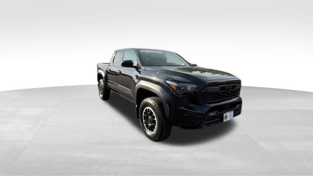 New 2025 Toyota Tacoma TRD Off-Road image 9