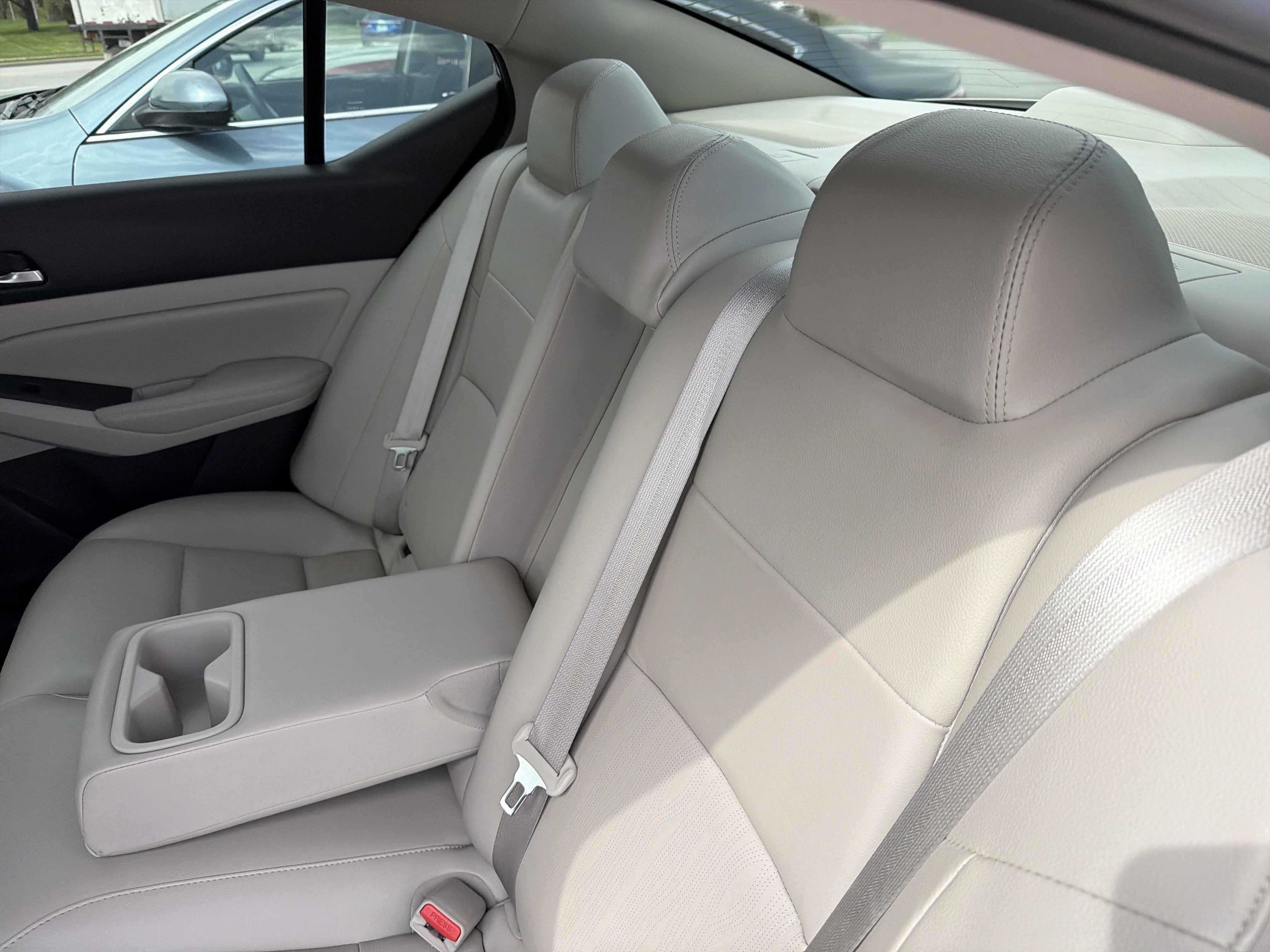Used 2019 Nissan Altima 2.5 Platinum FWD image 60