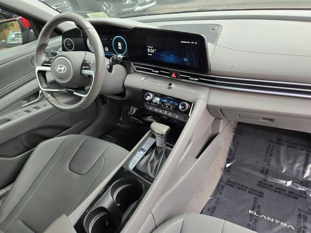 Certified 2025 Hyundai Elantra SEL FWD image 10