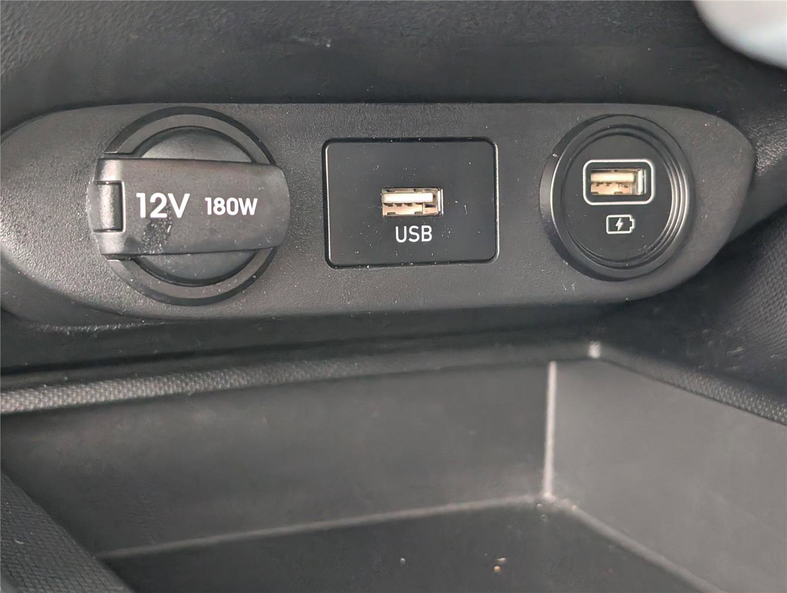 Used 2022 Hyundai Elantra SEL w/ Cargo Package image 22