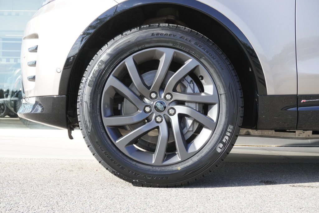 Used 2021 Land Rover Discovery S R-Dynamic AWD/4WD image 31