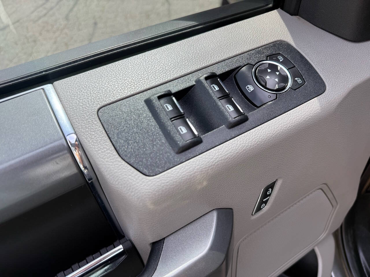 Used 2018 Ford F150 XLT w/ Equipment Group 302A Luxury AWD/4WD image 54