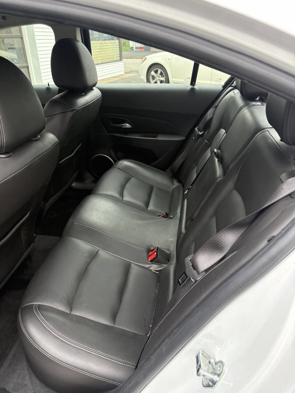 Used 2016 Chevrolet Cruze LT w/ Sun, Sound and Sport Package image 17